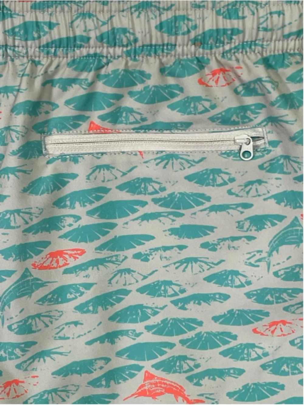 Men's AFTCO Swim Trunks S Beige Teal Fish Print